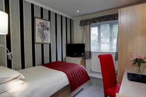 The Birch Hotel Haywards Heath Exteriér fotografie
